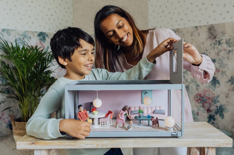 I-60102400-60306500-60306700-60605100-60605200-60807900-60807500-Lundby-dollhouse-1-room-44-cm-1-.jpg