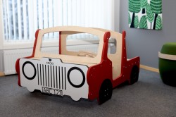 I-12161300-Car-Red-4.jpg