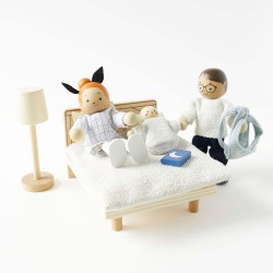 P053-my-doll-family-parents-and-baby-on-bed.jpg