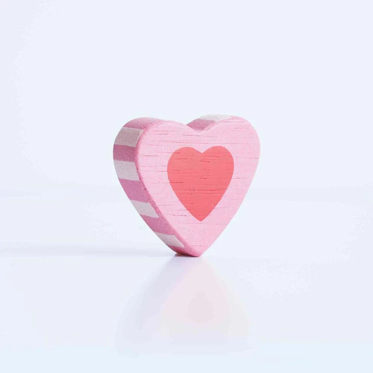TV283-3-Tier-CakeStand-heart-biscuit.jpg