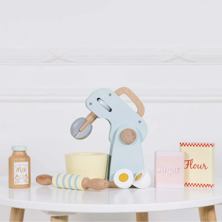 TV285-mIxer-flour-egg-sugar-rolling-pin-milk-set-on-table.jpg