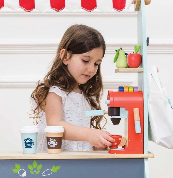 TV299-cafe-machine-barista-red-cups-coffee-pods-and-spoon-child.jpg
