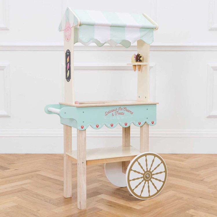TV327-ice-cream-trolley-with-magnetic-icones.jpg