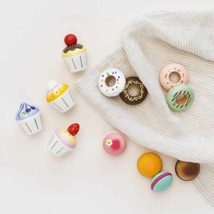 TV332-sweet-treats-collection-overlay-2.jpg