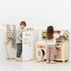 TV347-family-size-wooden-play-kitchen-boy-girl-cooking-food.jpg