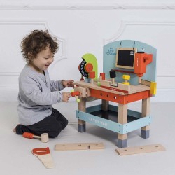 TV448-turning-vice-on-first-tool-bench.jpg