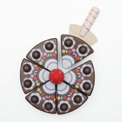 TV277-chocolate-gateau-top-view-of-celebratory-cake.jpg