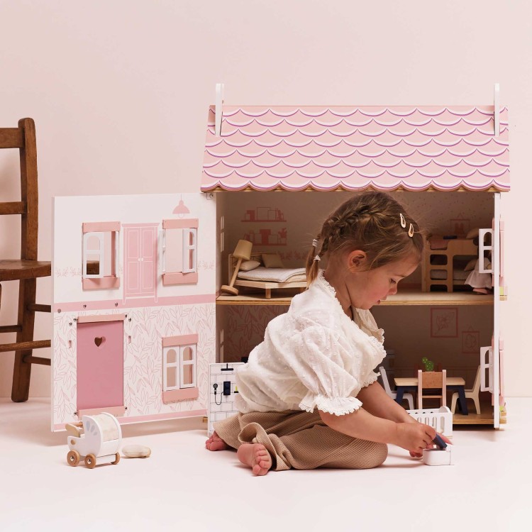 H104-sophie-luxury-wooden-doll-house-white-pink-rose-girl-boy-dollhouse-shutters-eco-plastic-fsc-room-17-.jpg