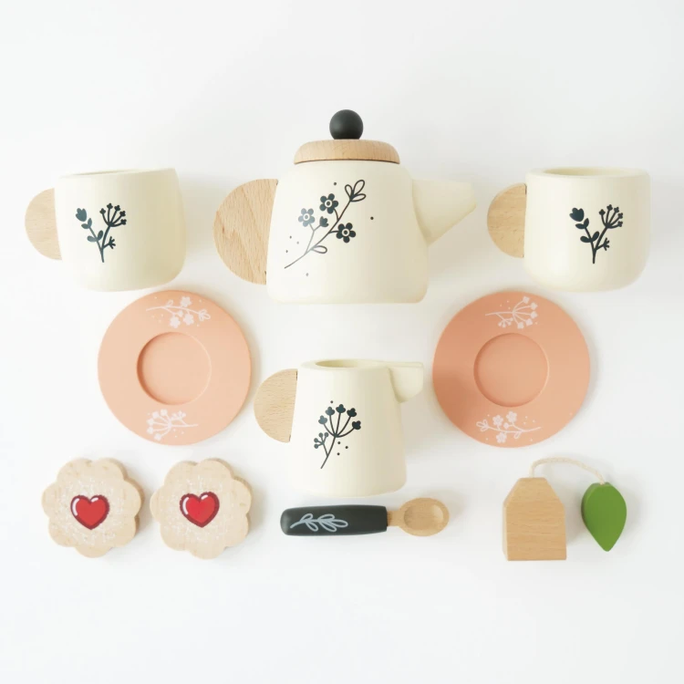 TV281-wooden-tea-set-and-tray-full-set-laid-out.jpg