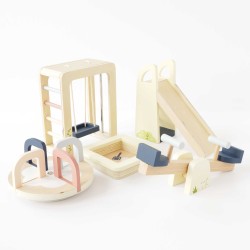 ME062-outdoor-play-set-dolls-house-accessory.jpg