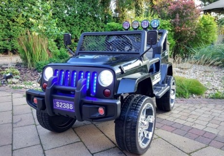 Przejdź do produktu Auto na Akumulator S2388 Jeep Czarny 4x45W