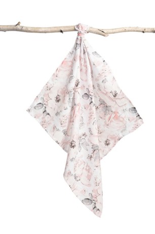 Przejdź do produktu PIELUCHA MUŚLINOWA 70X80 CM PEONIE BIAŁE