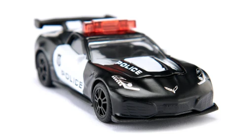 Przejdź do produktu Siku 15 - Chevrolet Corvette ZR1 Policja S1545