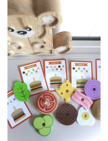 Przejdź do produktu WOOPIE GREEN Drewniany Zestaw Edukacyjny "Burger" 15 el. FSC – Układanka i Zabawa w Restaurację