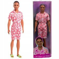 Przejdź do produktu Barbie Fashionistas Ken Stylowy (HYT99) – Lalka Ken Modny Strój & Akcesoria