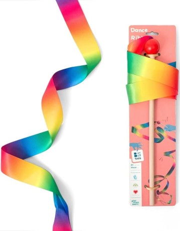 Przejdź do produktu BS Toys Wstążka do tańca BS Toys — tęczowa wstęga z drewnianym uchwytem, 3 m (wiek 3+)