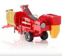 Przejdź do produktu BRUDER BR-02130 – Model Kombajnu Ziemniaczanego GRIMME (Skala 1:16)